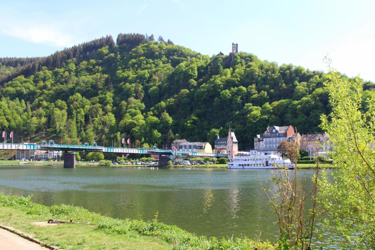 Mosel-Loggia - Luxusapartment -Terrass - Klimaanlage Traben-Trarbach Exteriör bild